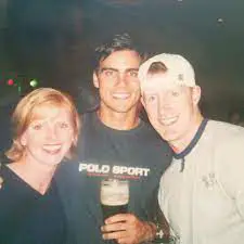 Colin Egglesfield with his brother & sister