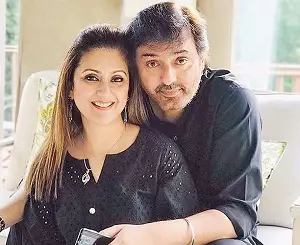 Nauman Ijaz with his wife