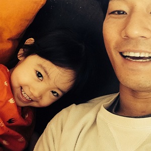 Lee Chun Hee with his daughter
