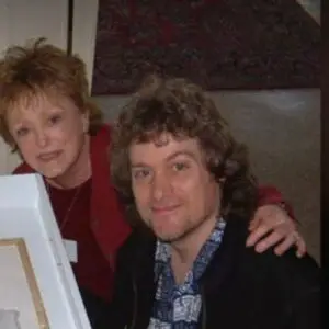 Rue Mcclanahan with her son