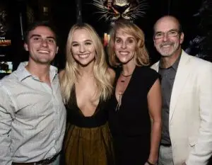Madison Iseman with her family