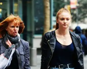 Sophie Turner with her mother