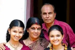 Saranya Mohan with her family