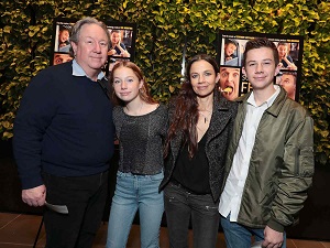 Justine Bateman with her husband & kids