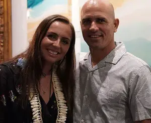 Kelly Slater with his daughter