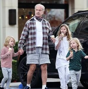 Kelsey Grammer with his kids