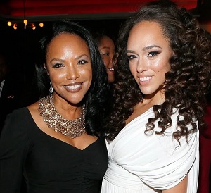 Lynn Whitfield with her daughter