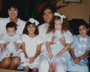 Robert Kardashian with his ex-wife kris & kids